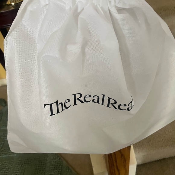 Like New & 100% authentic Louis Vuitton Unisex Wallet. Great for cards & money. - Picture 3 of 12